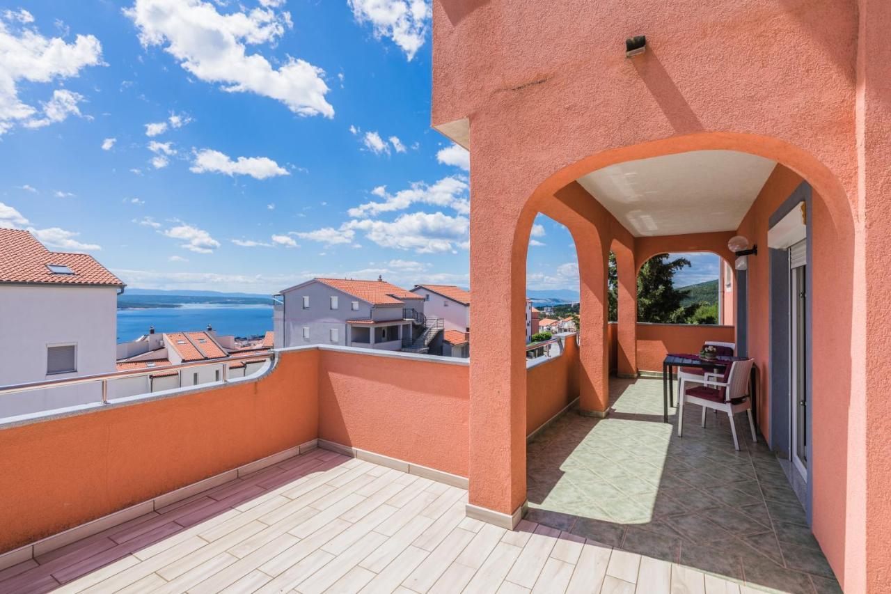 Apartments Mikanovic Crikvenica Exterior photo