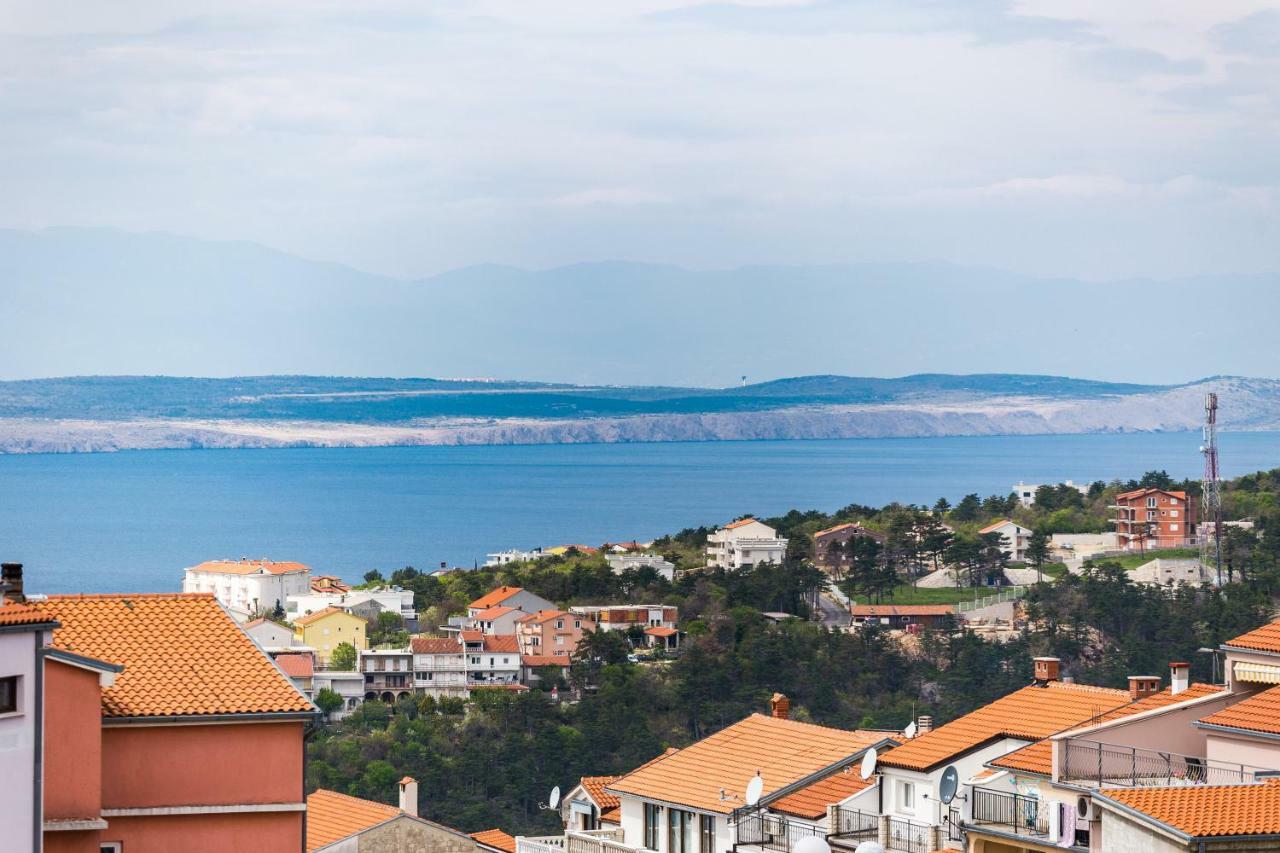 Apartments Mikanovic Crikvenica Exterior photo